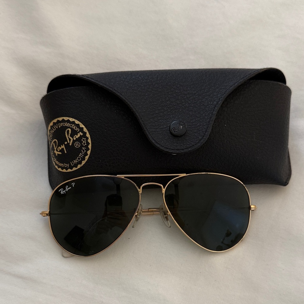 Ray-Ban Aviator Gold Frame Sunglasses (Never Worn)